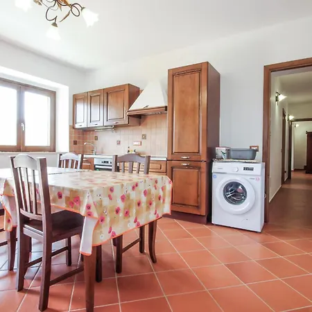 Lovely In With Kitchen * Rutino
